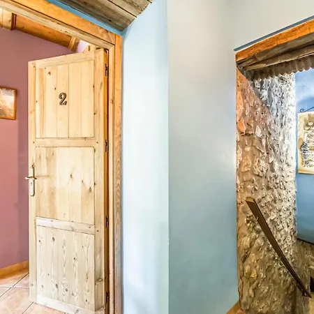 Stunning In * Les Coves de Vinroma