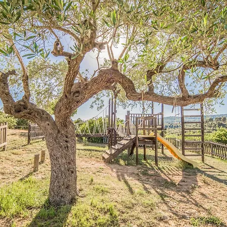 Holiday home Stunning In Les Coves de Vinroma